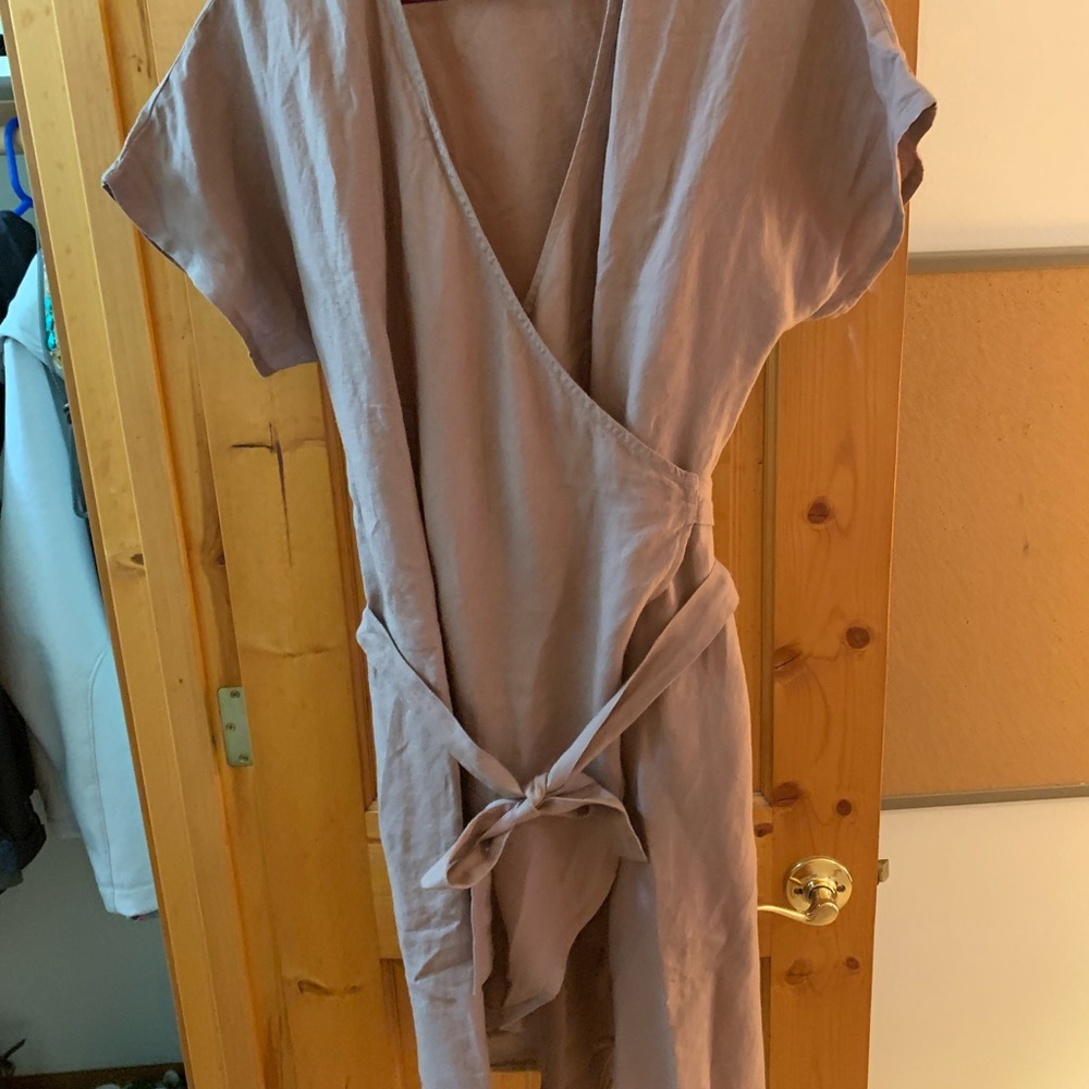Women’s Linen Wrap Dress